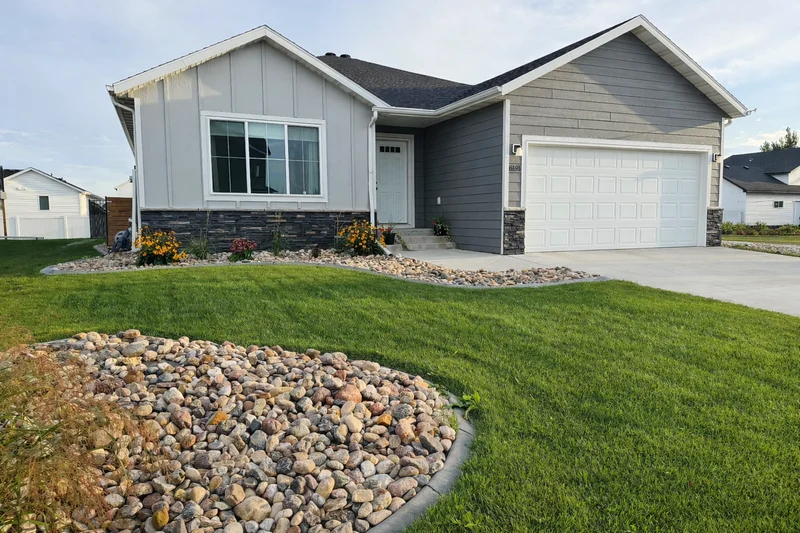 6191 Martin Lane, West Fargo, ND - Image 1