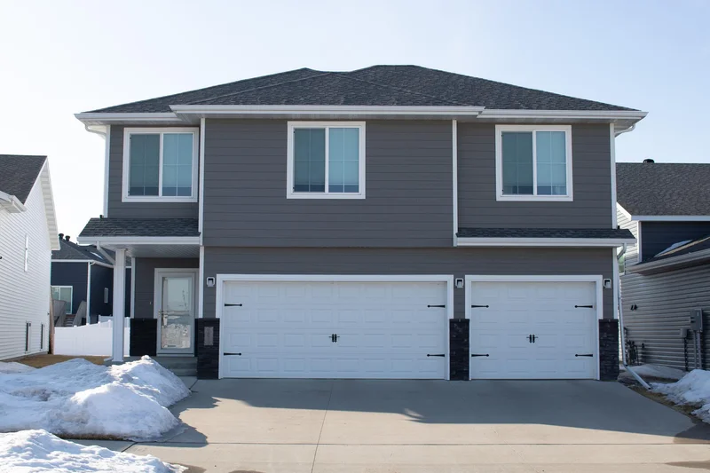 6875 16th Street, Fargo, ND - Image 1