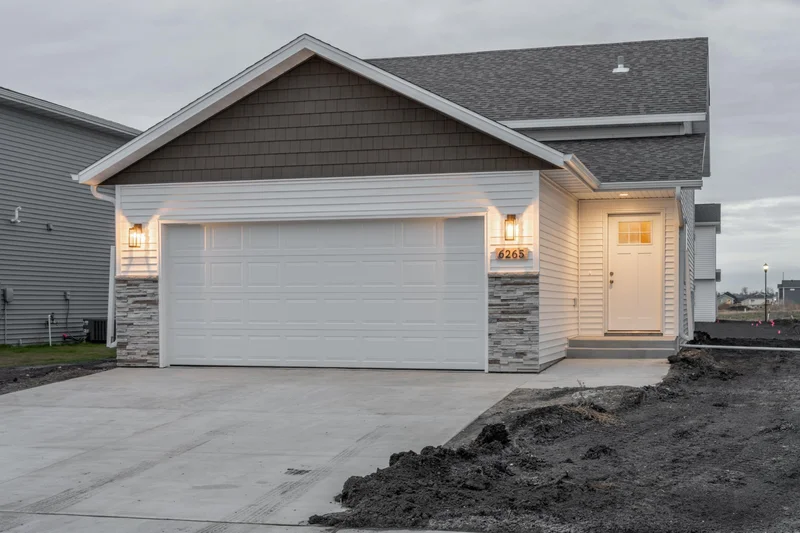 3234 36th Avenue, Moorhead, MN - Image 1