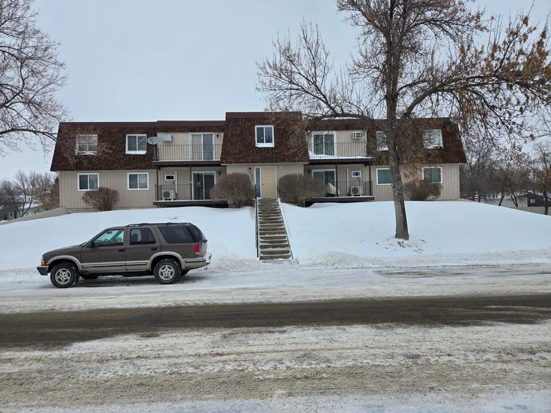 602 12 1/2 Avenue, West Fargo, ND - Image 1