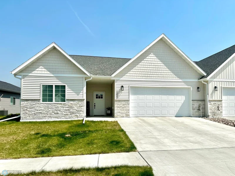 7022 67th Street, Horace, ND - Image 1