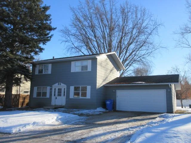 206 32nd Avenue, Fargo, ND - Image 1