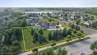 2508 Rose Creek Parkway