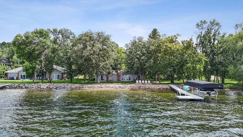 886 Shore Drive, Detroit Lakes, MN - Image 1