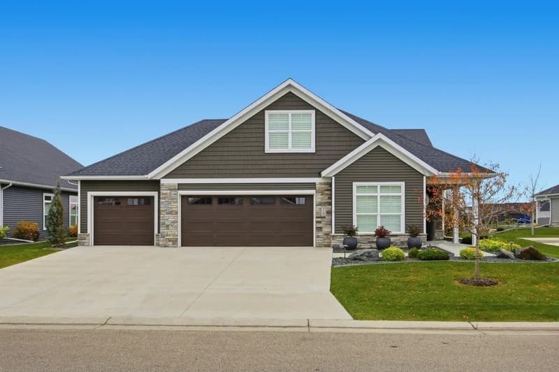 819 Rania Way, West Fargo, ND - Image 1