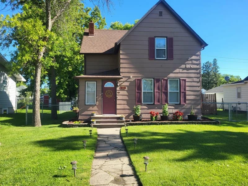 302 2nd Avenue, Dilworth, MN - Image 1