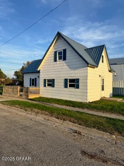 114 5th Street, Finley, ND - Image 1