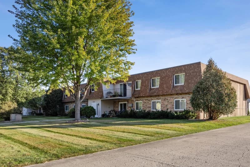 2326 20th Avenue, Fargo, ND - Image 1