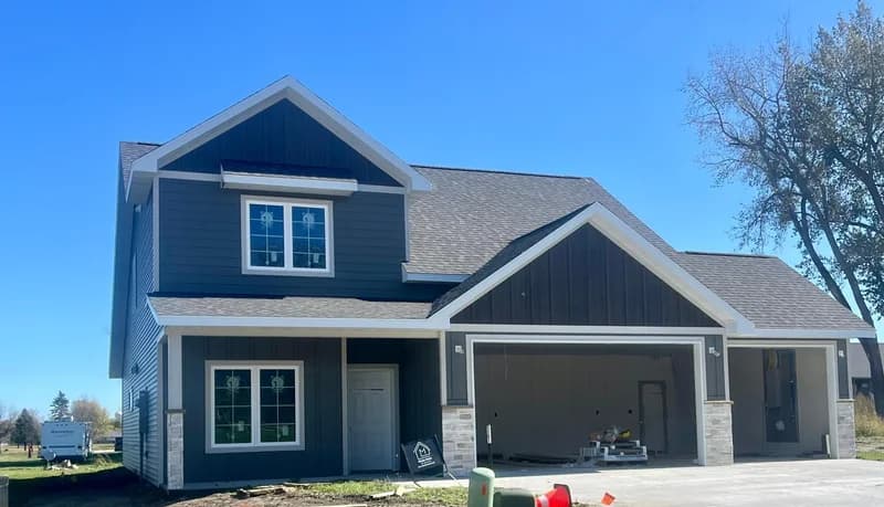 520 Leonard Street, Hawley, MN - Image 1