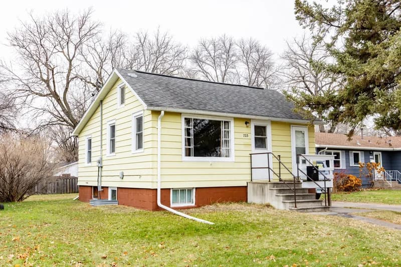 723 13th Street, Moorhead, MN - Image 1