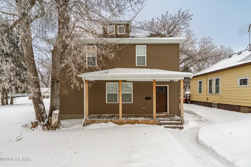 123 Washington Avenue, Crookston, MN - Image 1
