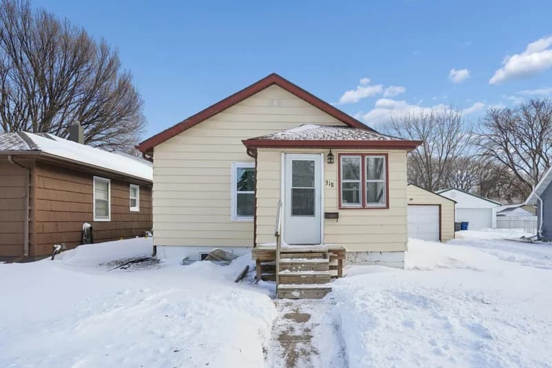 318 12th Street, Moorhead, MN - Image 1