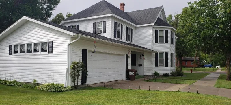 155 4th Avenue, Perham, MN - Image 1