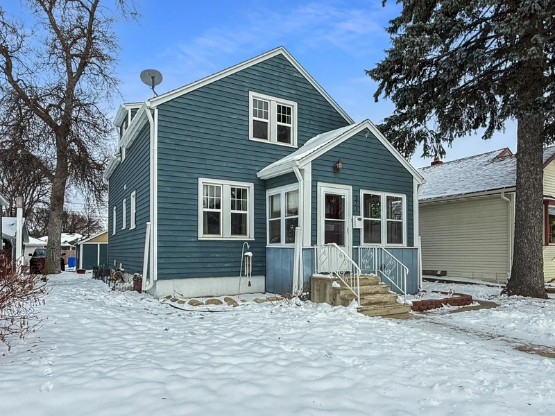 337 Elmwood Avenue, Fargo, ND - Image 1