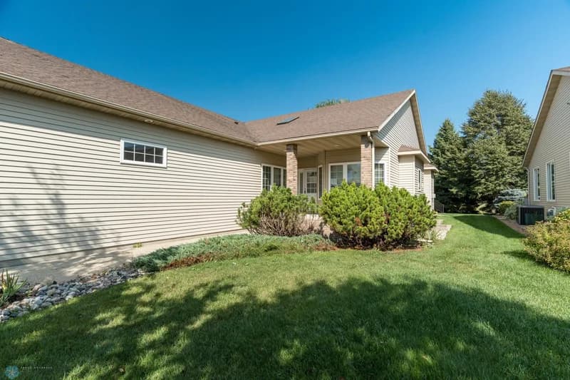 318 44th Avenue, Moorhead, MN - Image 1