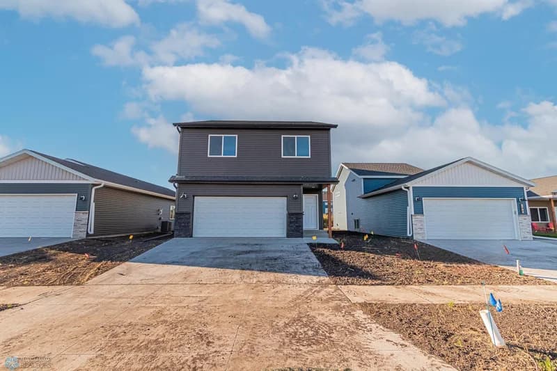 6733 67th Avenue, Horace, ND - Image 1
