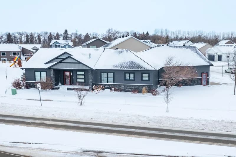 3605 Houkom Drive, West Fargo, ND - Image 1