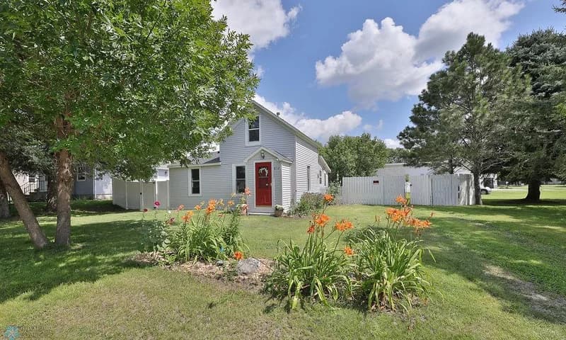 812 4th Street, Barnesville, MN - Image 1