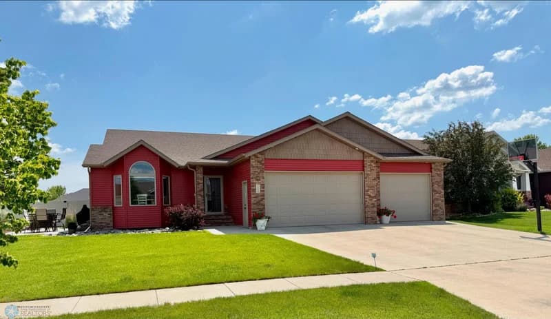 1809 Pentland Street, West Fargo, ND - Image 1