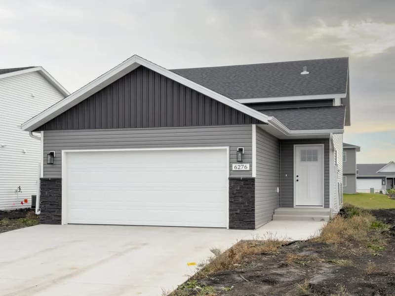 6276 85 Avenue, Horace, ND - Image 1