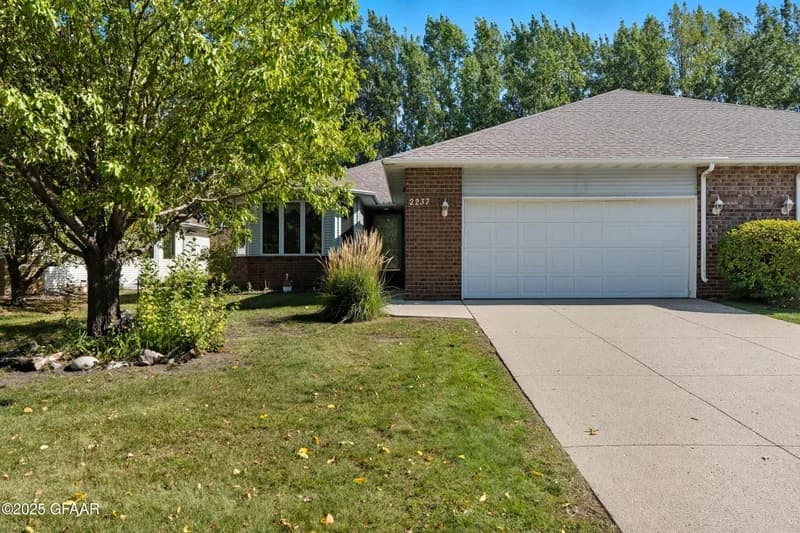 2237 36th Street S, Grand Forks, ND - Image 1