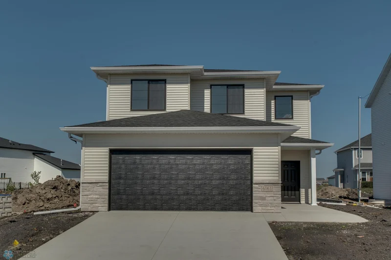 6163 Martin Lane, West Fargo, ND - Image 1