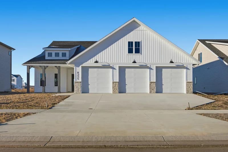 8335 61st Street, Horace, ND - Image 1