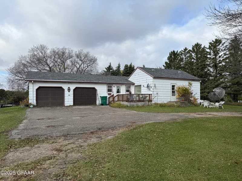 703 7th Ave Avenue, Edmore, ND - Image 1