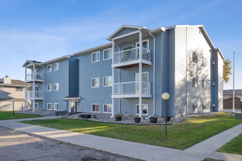 2535 25th Street, Fargo, ND - Image 1