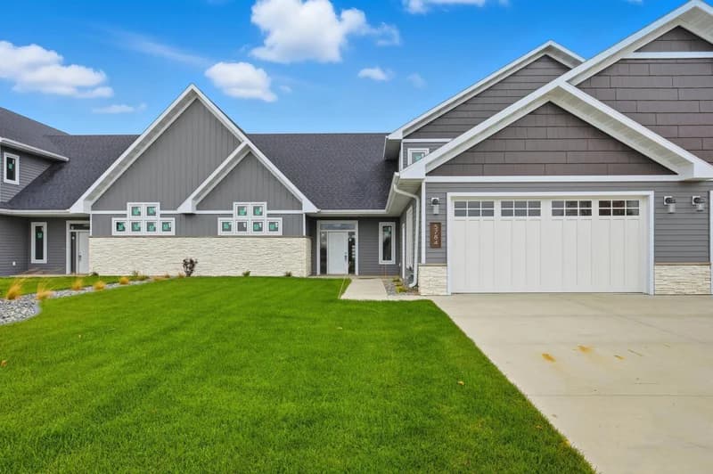 5784 31st Street, Fargo, ND - Image 1