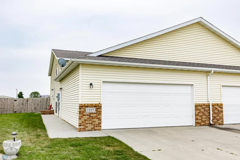 1157 39th Avenue, Moorhead, MN - Image 1