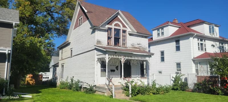 519 7th Street NE, Devils Lake, ND - Image 1